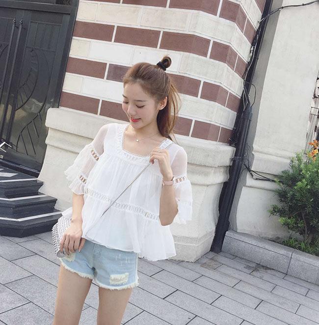 Bạn đã có áo sơ mi cổ vuông hot nhất hè như Hà Hồ chưa?